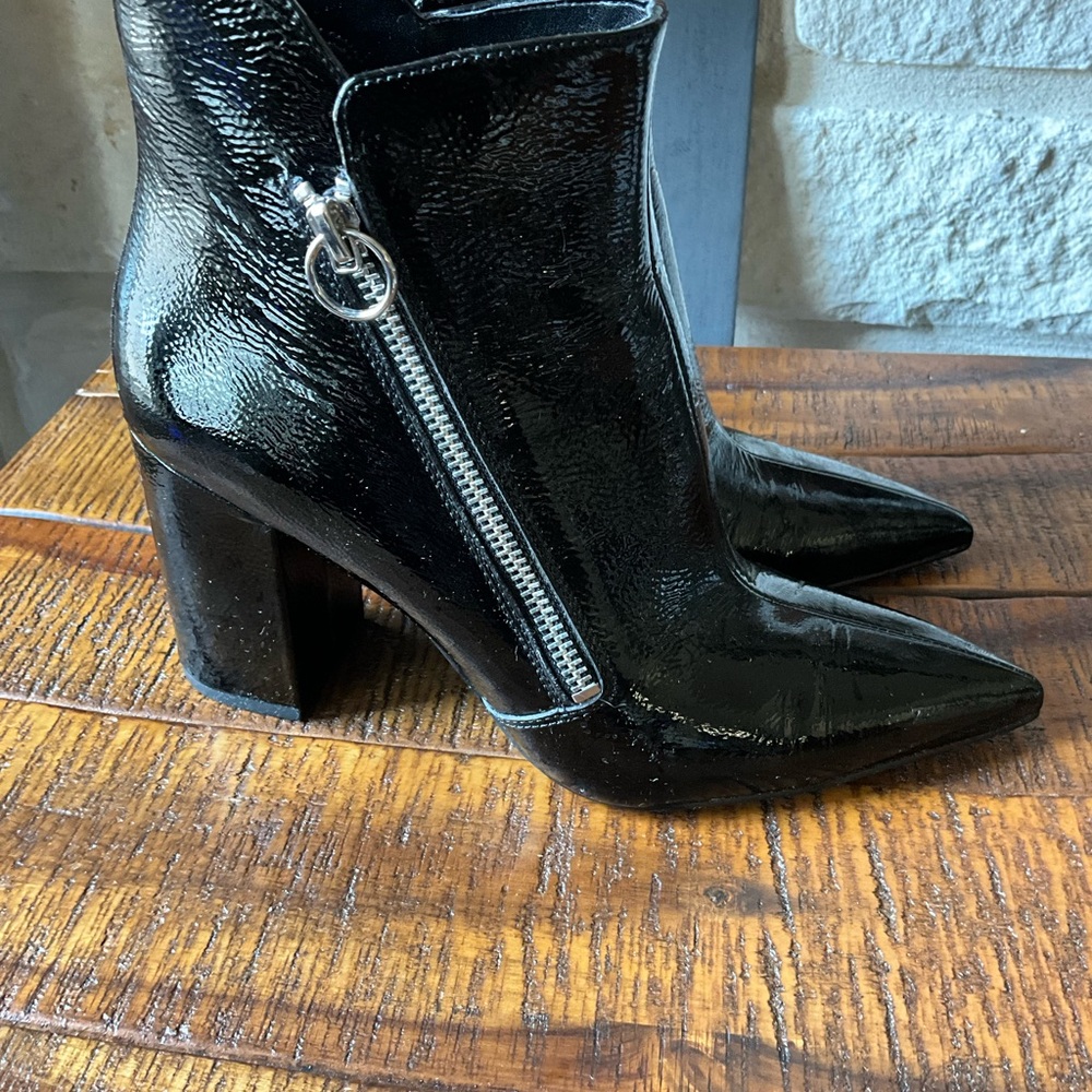 Nine West Black Heeled Boots with Silver Zipper